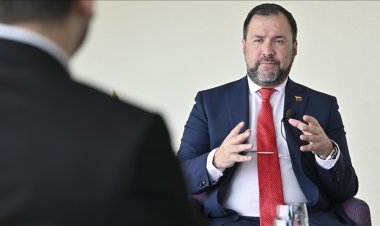 وزير الخارجية الفنزويلي: الولايات المتحدة تشن "عدوانا متعدد الأوجه" على فنزويلا