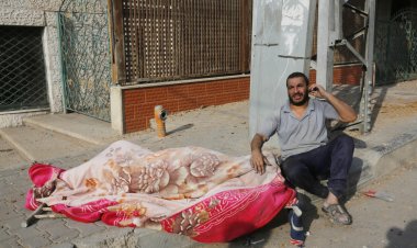 غزة تتعرض لإبادة جماعية.. 1055 شهيدًا وقصف مكثف يطال أحياء بأكملها