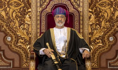 سلطان عمان يؤكد تضامن بلاده مع الشعب الفلسطيني ودعم كافة الجهود الداعية لوقف التصعيد