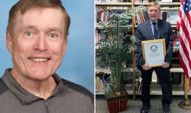 معلم يدخل «غينيس» بحبه لعمله