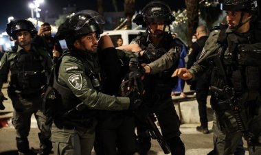 إصابة أربعة مواطنين جراء اعتداء الاحتلال عليهم قرب مخيم العروب