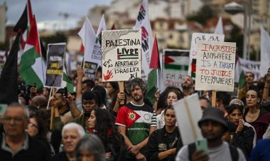 تركيا تنكس الأعلام حدادا على أرواح شهداء فلسطين