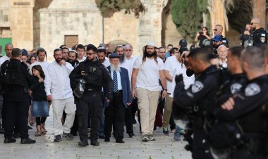 مستوطنون يقتحمون "الأقصى"