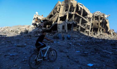 مسؤول اسرائيلي: لا هدنة انسانية في القطاع وعمال غزة يخضعون للتحقيق