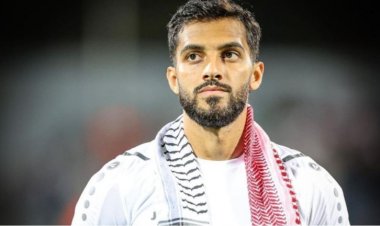 رغم مخاطر تعرضه لعقوبة السجن وإنهاء مسيرته.. التعمري يواصل دعم فلسطين