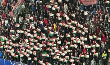 الدوري الإسباني.. جماهير أوساسونا ترفع أعلام فلسطين في مباراة غرناط