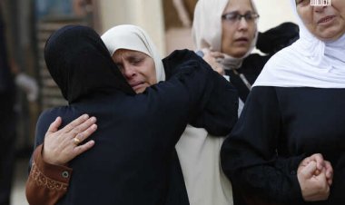 120 شهيداً بقصف ليلي على غزة وانقطاع الكهرباء بالمستشفى الإندونيسي