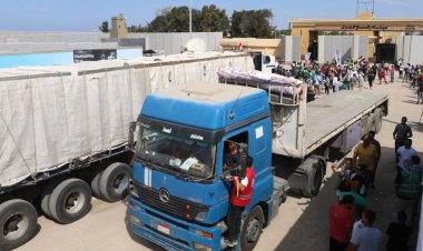 مصر: إسرائيل ترفض ادخال دفعتين من المساعدات الإنسانية لغزة