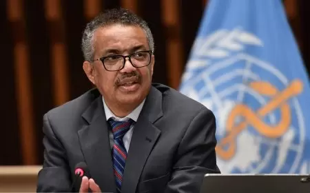 مدير الصحة العالمية: التقارير عن القصف العنيف بغزة "تثير الرعب"