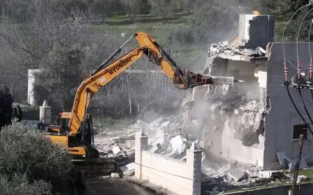 الاحتلال يهدم شقة سكنية جنوب القدس