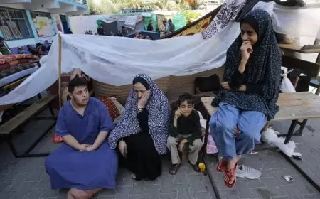 اسرائيل: القصف العنيف يدفع اللاجئين إلى الحدود المصرية