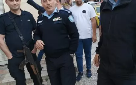 شرطة #طولكرم: مدير الشرطة العميد مؤيد عباس يتفقد محلات الصاغة والصرافة في المدينة