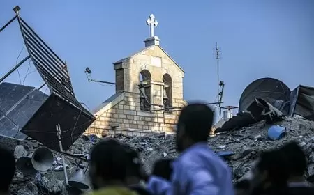 غزة: استشهاد سيدتين مسيحيتين داخل كنيسة بغزة برصاص قناص إسرائيلي