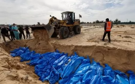 غزة.. جثامين ملقاة على الأرض وقبور في كل مكان