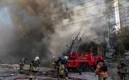 ضربات روسية على أوكرانيا.. والشيوخ الأميركي يؤجل مساعدات كييف