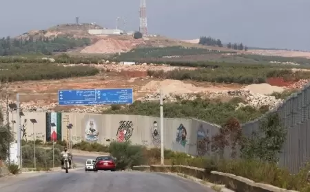 لبنان.. حزب الله يعلن مقتل أحد مقاتليه ومسيرات إسرائيل تغير على بلدات حدودية