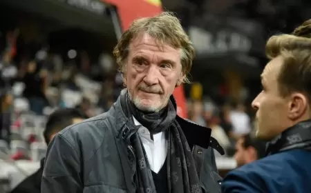 راتكليف يطالب جماهير مانشستر يونايتد بالصبر