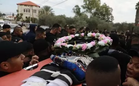 تشييع جثمان الشهيد عبد الكريم بديرات إلى مثواه الأخير في مخيم طولكرم