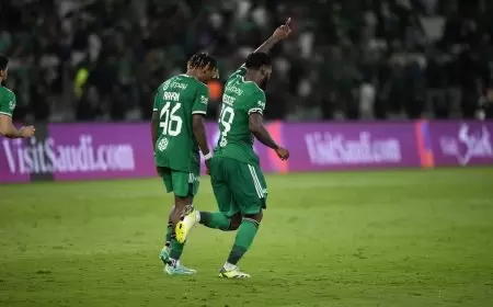 الأهلي يهزم الخليج بـ "جزائية قاتلة"