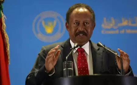 حمدوك: أجدد دعوتي لقيادة الجيش للقاء عاجل لبحث وقف الحرب