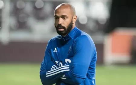 هنري يعترف: كنت في حالة اكتئاب طوال مسيرتي