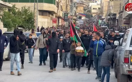 تشييع جثمان الشهيد طارق شاهين الى مثواه الأخير في مدينة طولكرم