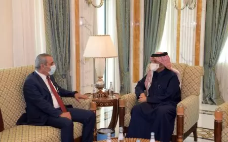 الشيخ يطير الى الدوحة