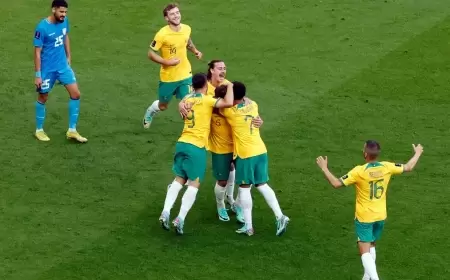 كأس آسيا.. أستراليا تكتفي بثنائية في الهند