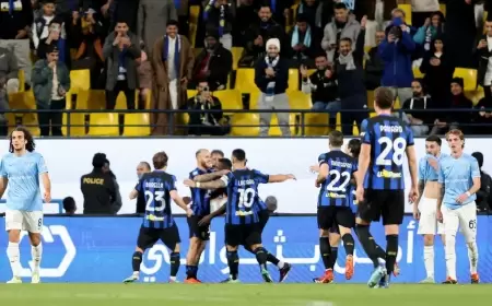 إنتر يهزم لاتسيو ويضرب موعداً مع نابولي في نهائي "السوبر"