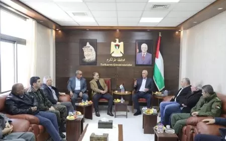 الفريق جبر والوزير زيارة يطلعان على أوضاع محافظة طولكرم جراء انتهاكات الاحتلال