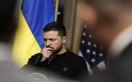 الاستخبارات الروسية: واشنطن تبتز زيلينسكي وتهدد بفضح ملفه