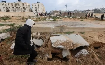 اليوم 111 للحرب- شهداء بالعشرات والدبابات تحاصر مشفى ناصر ومقر الهلال