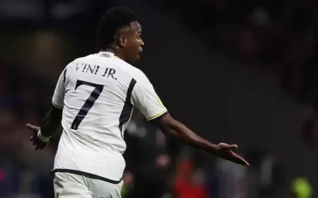 مشروع مبابي.. بيريز يمهد لطرد فينيسيوس من ريال مدريد