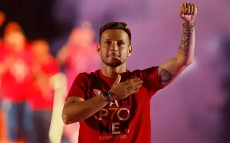 الشباب يعلن تعاقده مع الكرواتي راكيتيتش