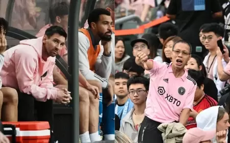 ميسي يثير غضب جماهير هونغ كونغ