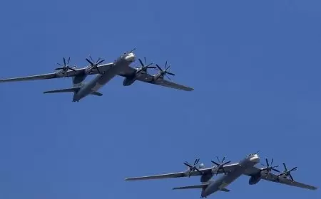 قاذفات استراتيجية روسية تحلق بالقرب من ألاسكا