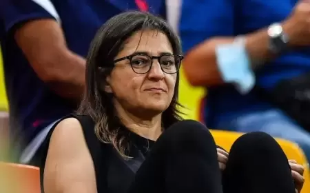 ريال مدريد يشتبك مع والدة مبابي