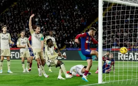 برشلونة "تشافي" يتعادل بشق الأنفس مع غرناطة