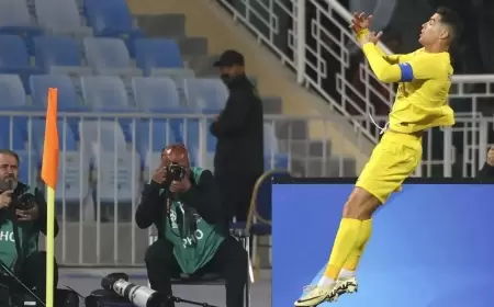 رونالدو يفك "عقدة" الفيحاء في المحاولة الثالثة