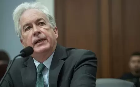 وسائل إعلام: مدير الـ"سي آي أيه" يتوجه إلى باريس للقاء مسؤولين قطريين ومصريين وإسرائيليين