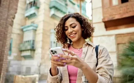 دراسة تحذر من عواقب استخدام الهاتف الذكي لأكثر من ساعتين يوميًا