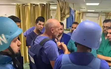 فريق من الأمم المتحدة يزور مستشفى الشفاء في شمال غزة