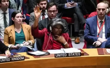 كاتب أميركي: واشنطن تحاول كسب الوقت لصالح استمرار المجازر الإسرائيلية