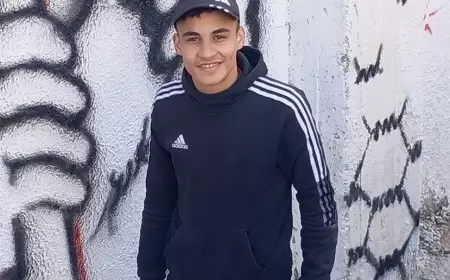 استشهاد طفل وإصابة شاب برصاص الاحتلال في مخيم الأمعري