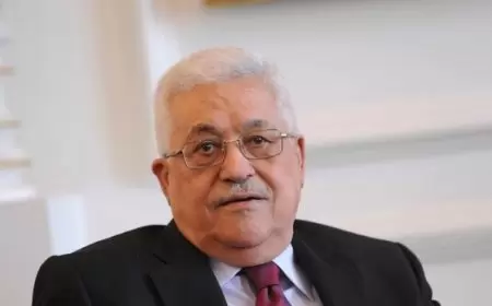عباس يؤكد ضرورة استلام دولة فلسطين غزة كالضفة