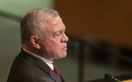 ملك الأردن يزور وادي رم ويلتقي وجهاء وممثلين عن أهالي البادية الجنوبية