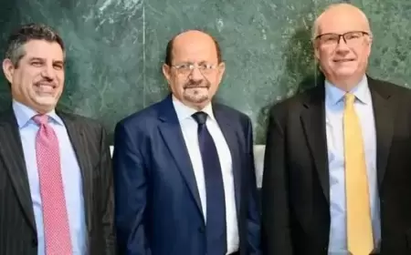 مباحثات يمنية أمريكية تتناول سبل إنهاء الحرب سلميا