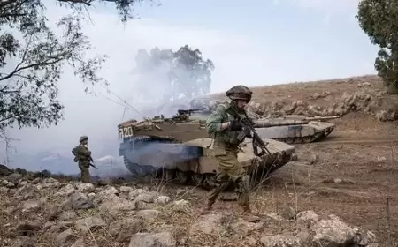 الجيش الإسرائيلي يعلن استهداف مواقع لجيش النظام في سورية