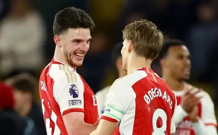 أرسنال يستعيد الصدارة مؤقتاً بثنائية وولفرهامبتون