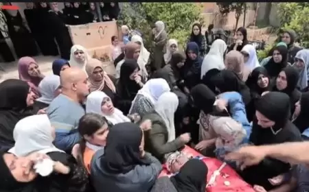 تشييع جثمان الشهيد الطفل قيس نصر الله في طولكرم